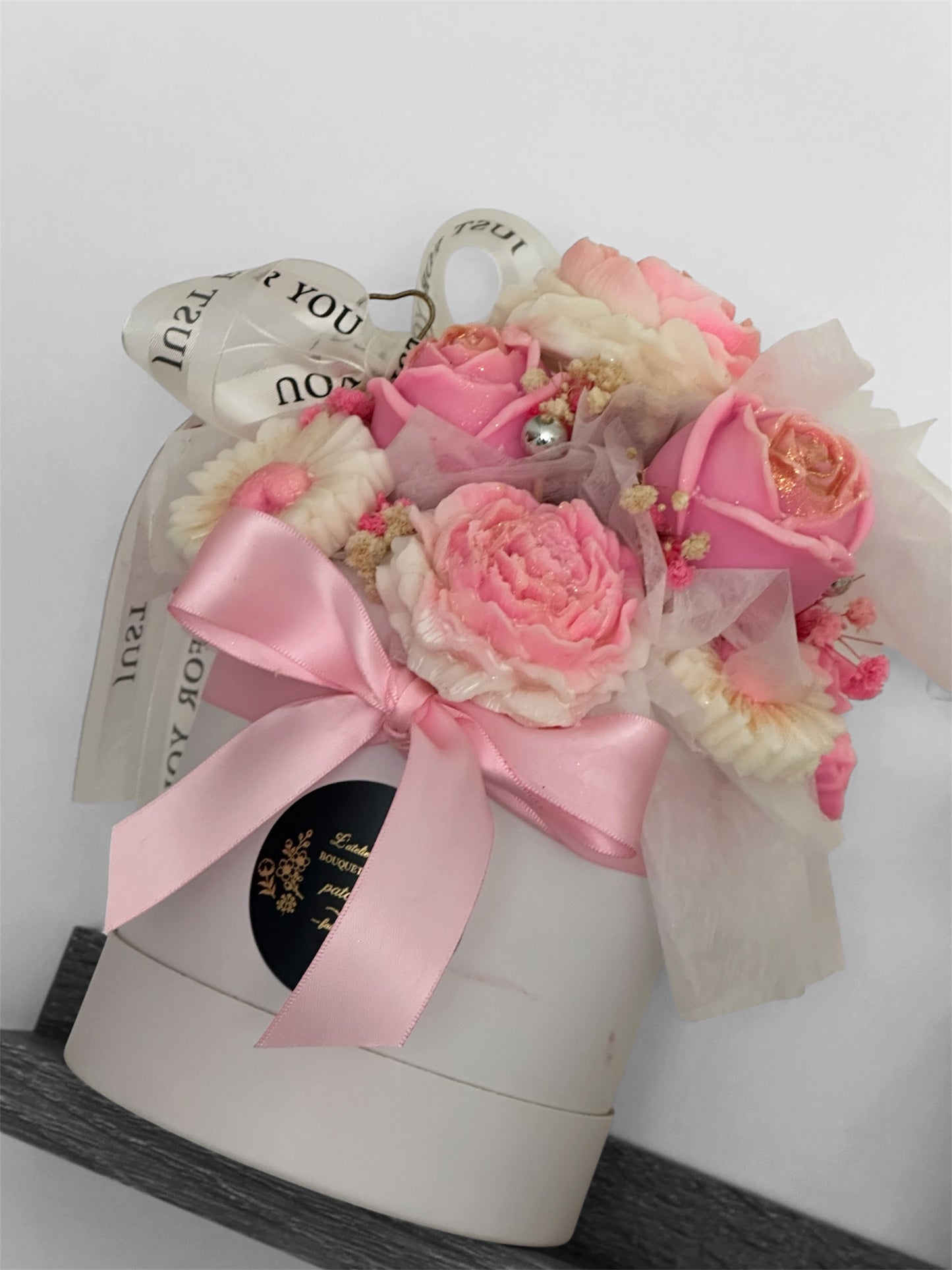 Bouquet de fondants parfumés rose et blanc
